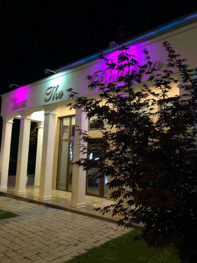 Hotel Yarus Ploieşti Exterior foto